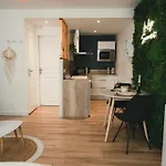 شقة La Loge Saumuroise - Charme, Confort & Local-velo
